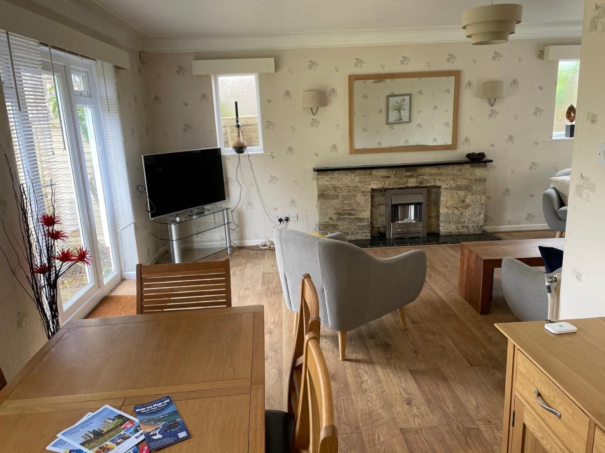 Сasa de vacaciones Lovely With Beautiful Large Garden, 5 Min To The By Car Bournemouth